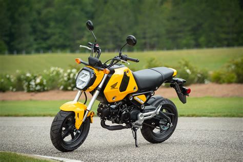 It is air-cooled and is manufactured by Honda Motor Co. . Honda grom for sale under 2000